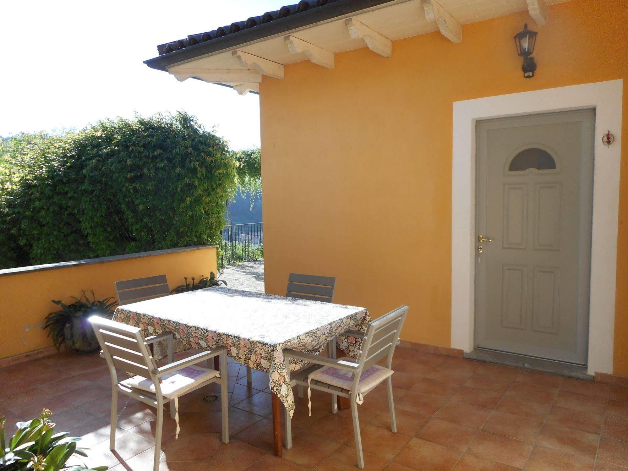 Agriturismo Cascina Serra Cossano Belbo Exterior photo